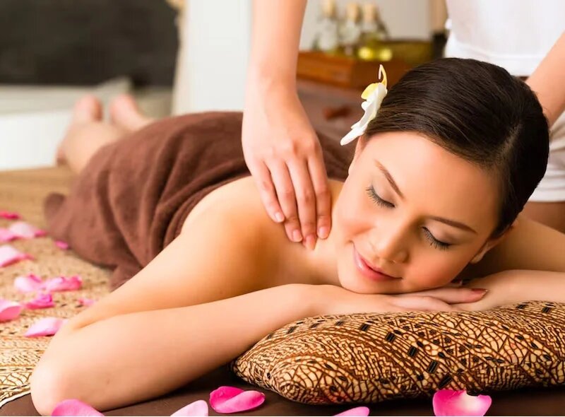 Healing Hands and Magic Scents: The Art of Spa Relaxation
